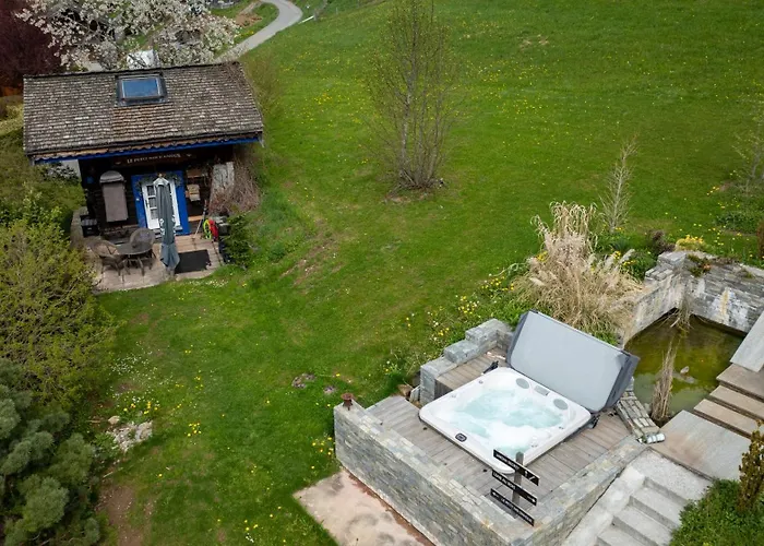 Micro-Lodge, Le Petit Nid D\'Amour